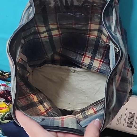 Club Montana Distressed Denim Large Drawstring Backpack - Picture 12 of 16